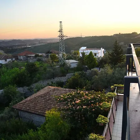 #ioniahouse Surrel וילה טיראנה
