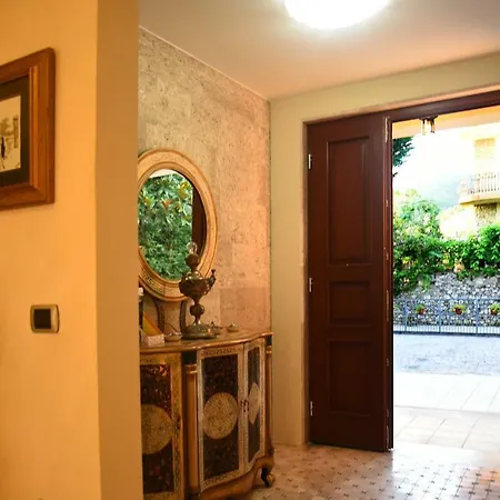 #ioniahouse Surrel *