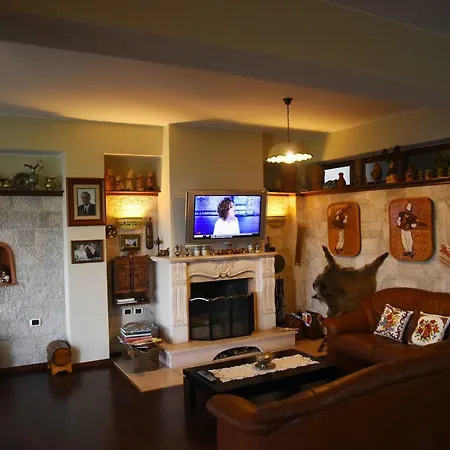 #ioniahouse Surrel 地拉那