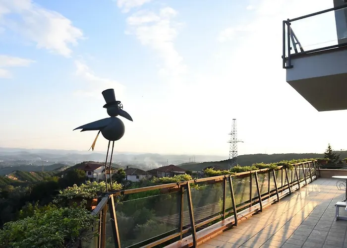 #ioniahouse Surrel Vila