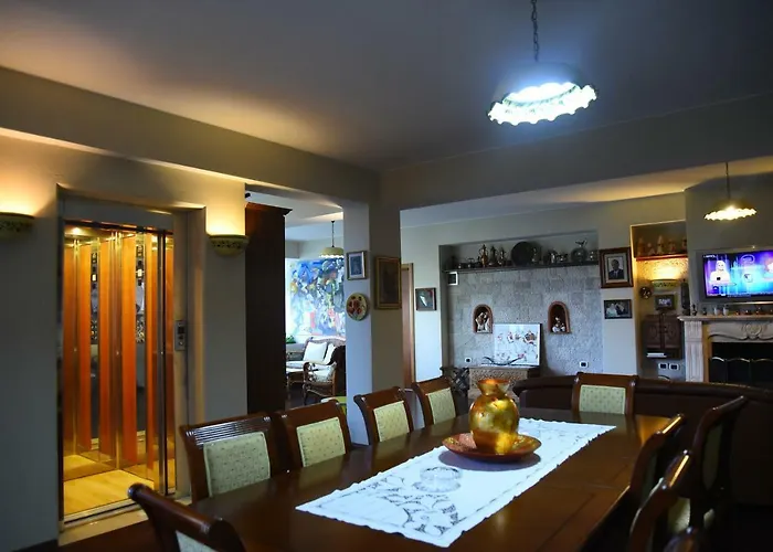 #ioniahouse Surrel *